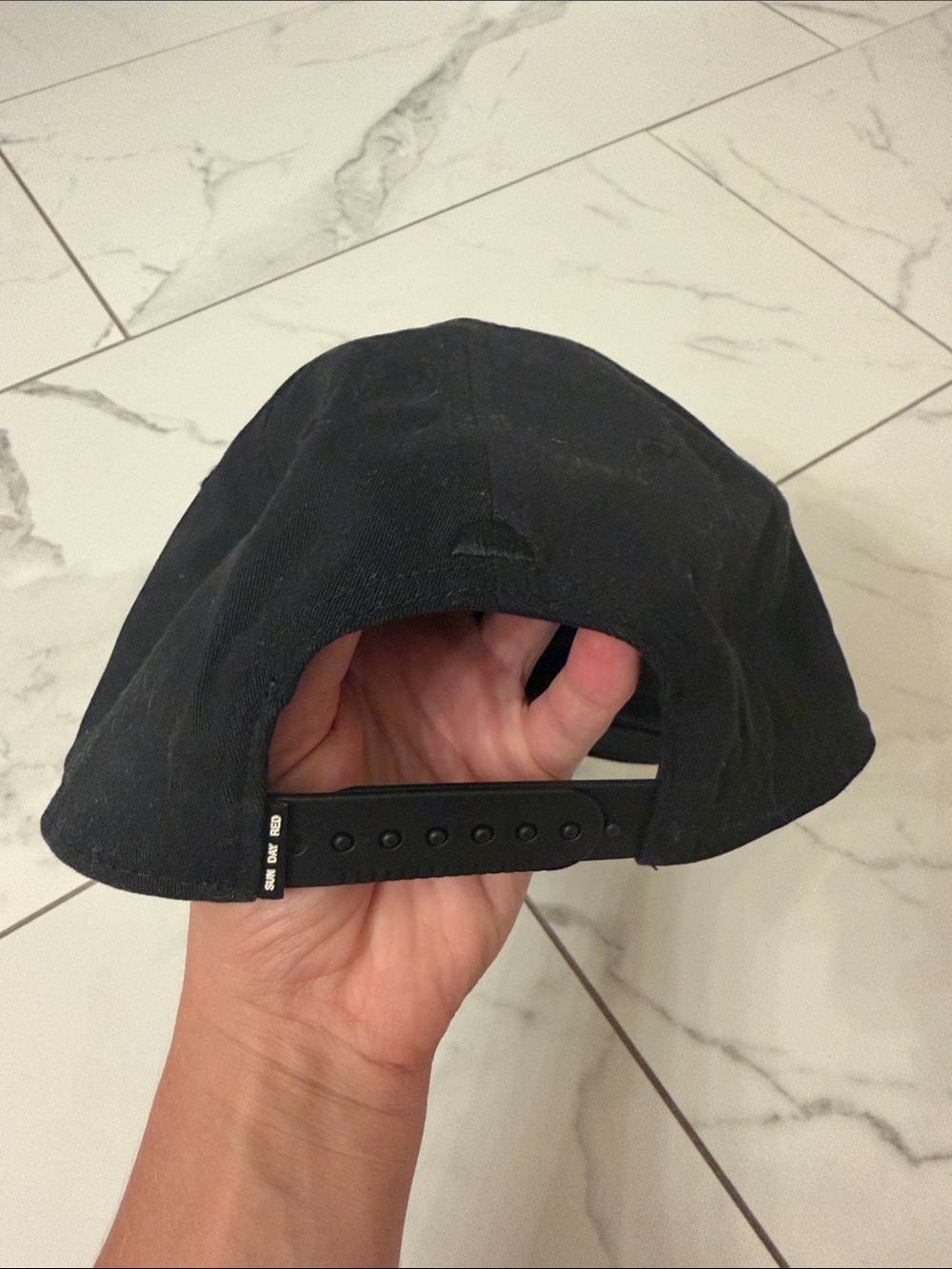 Icon Performance Rope 5 Panel Snapback in Black - Picture 4 of 5